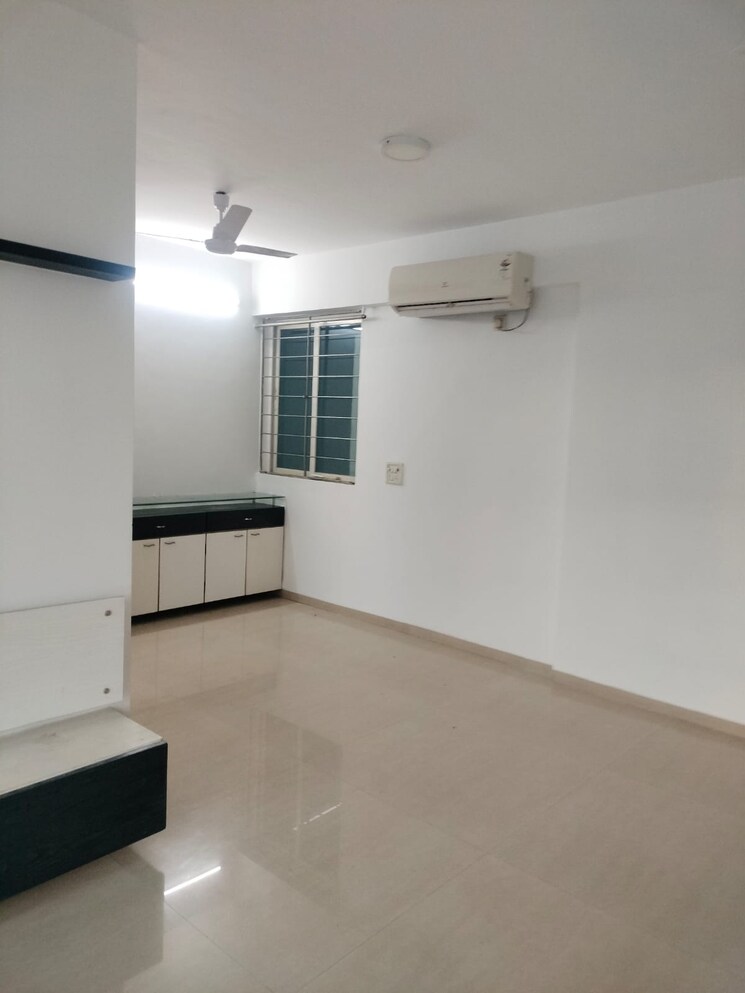 Room, dosti-flamingos 3 Bedroom 1200 Sq.Ft. Apartment In Parel Mumbai 8984097