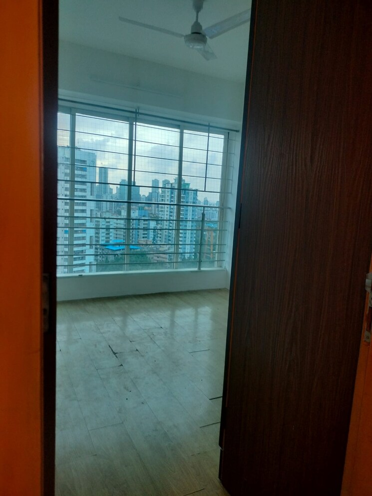 Room, dosti-flamingos 3 Bedroom 1200 Sq.Ft. Apartment In Parel Mumbai 8984097