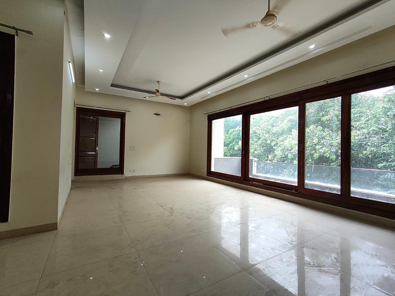 2 BHK Builder Floor For Rent in Sector 45