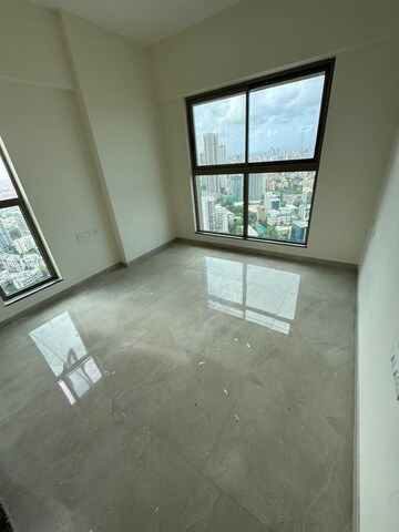 3.5 BHK Apartment For Rent in Sheth Irene, Malad West