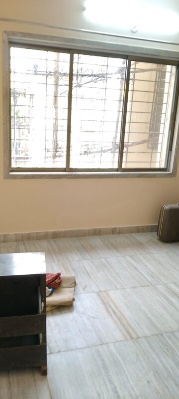 Room in 1 BHK Apartment at Prithvi Palace, Dahisar West – for Rent