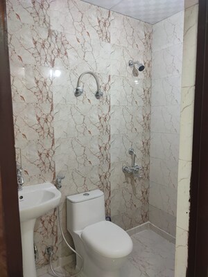 Attached Bathroom in 2.5 BHK Apartment at Sector 1 Greater Noida – for Sale