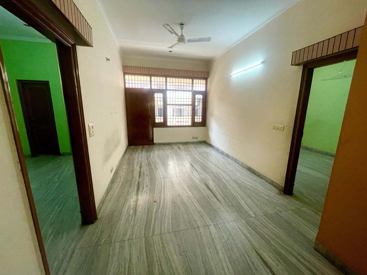 2 BHK Independent House For Rent in Sector 11