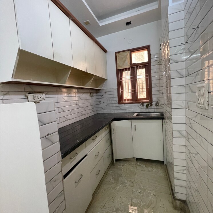 Kitchen, rohini sector 23 3 Bedroom 800 Sq.Ft. Builder Floor In Rohini Sector 23 Delhi 8984215