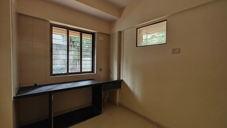Room, dev-niketan 1 RK 252 Sq.Ft. Apartment In Dahisar East Mumbai 8984251