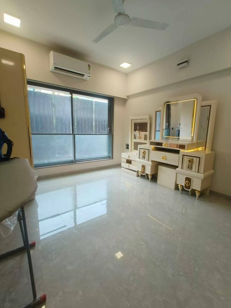 Living Room, andheri west 4 Bedroom 2000 Sq.Ft. Apartment In Andheri West Mumbai 8984302