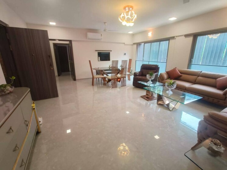 Living Room, andheri west 4 Bedroom 2000 Sq.Ft. Apartment In Andheri West Mumbai 8984302