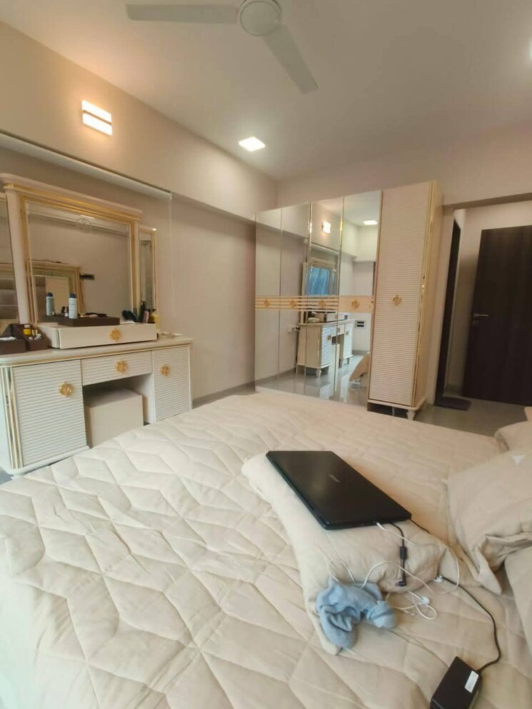 Bedroom, andheri west 4 Bedroom 2000 Sq.Ft. Apartment In Andheri West Mumbai 8984302