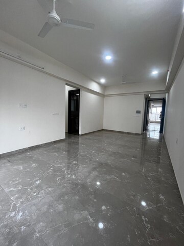 Room in 2 BHK Apartment at L&T Emerald Isle, Powai – for Rent