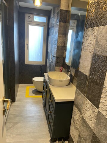 Bathroom in 4 BHK Apartment at Lodha Fiorenza, Goregaon East – for Sale