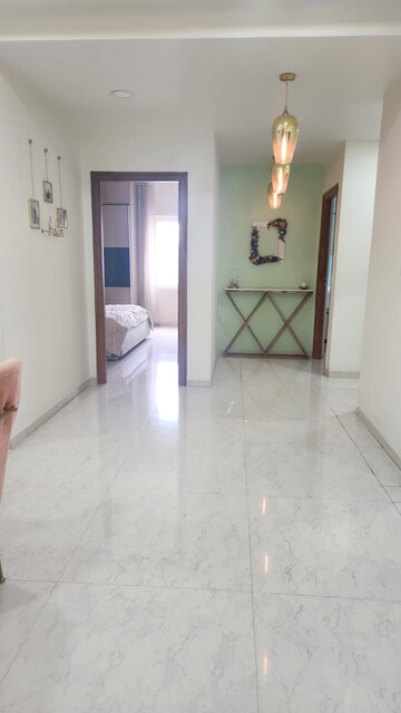 Room in 3 BHK Apartment at Crown Whistling Woods, Kokapet – for Rent