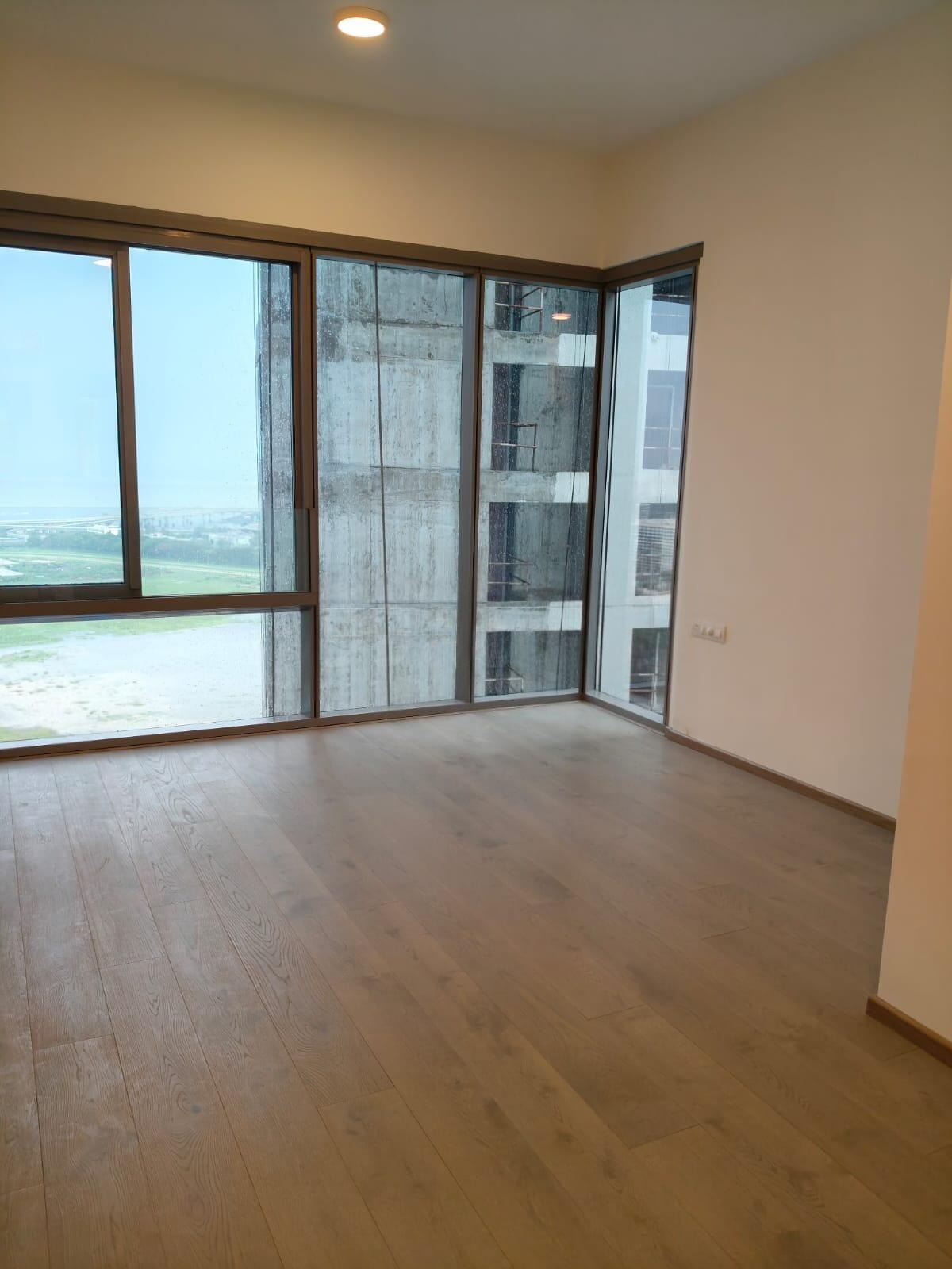 4 BHK + Servant Room Apartment For Sale in Piramal Mahalaxmi