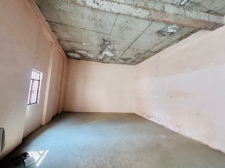 Room, sector 122 2.5 Bedroom 950 Sq.Ft. Builder Floor In Sector 122 Noida 8984347