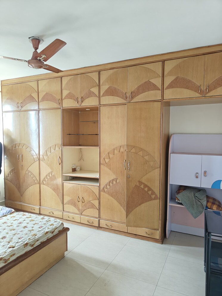 Bedroom, dlf-ridgewood-estate 3 Bedroom 1371 Sq.Ft. Apartment In Dlf Phase iv Gurgaon 8984342