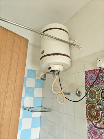 Bathroom in 3 BHK Apartment at DLF Ridgewood Estate, Dlf Phase iv – for Rent