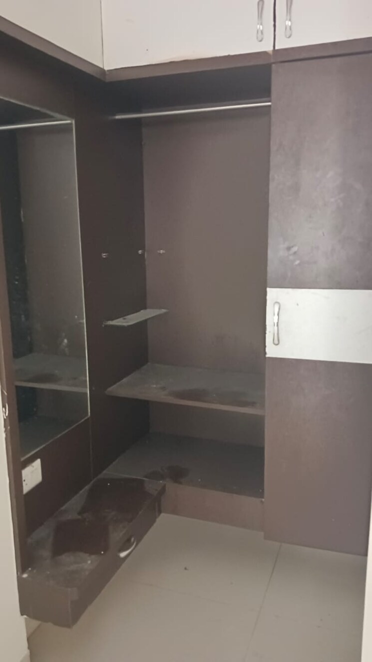 Bathroom, manikonda 3 Bedroom 2000 Sq.Ft. Apartment In Manikonda Hyderabad 8984364