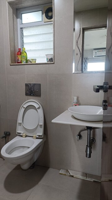 Attached Bathroom in 3 BHK Apartment at Elizabeth Home, Santacruz West – for Rent