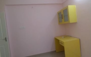 Room in 2 BHK Apartment at SV Brindavanam, Panathur – for Rent