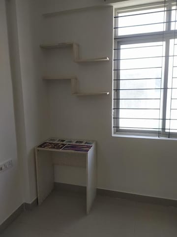 Room in 2 BHK Apartment at SV Brindavanam, Panathur – for Rent