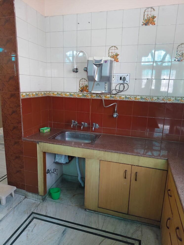 Kitchen, gomti nagar 2 Bedroom 2230 Sq.Ft. Independent House In Gomti Nagar Lucknow 8984413