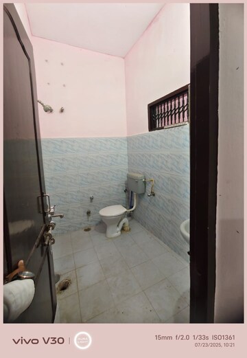 Bathroom in 2 BHK Independent House at Gomti Nagar – for Rent
