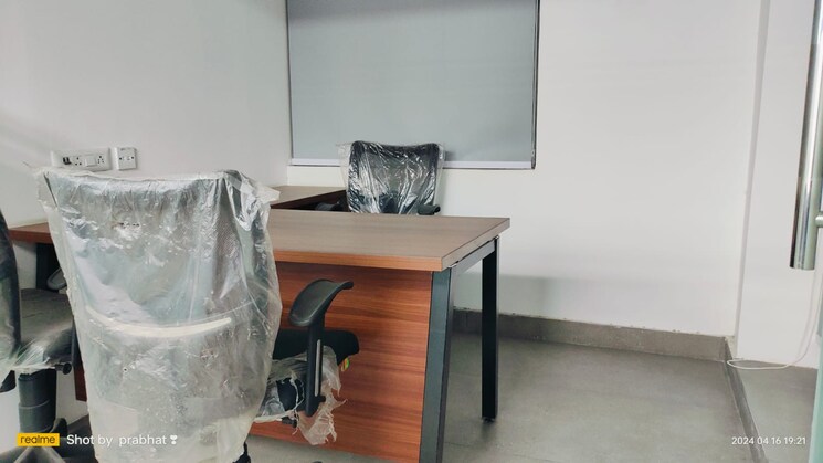 Team Area, sector 16 Commercial Office Space 3000 Sq.Ft. In Sector 16 Noida 8984485