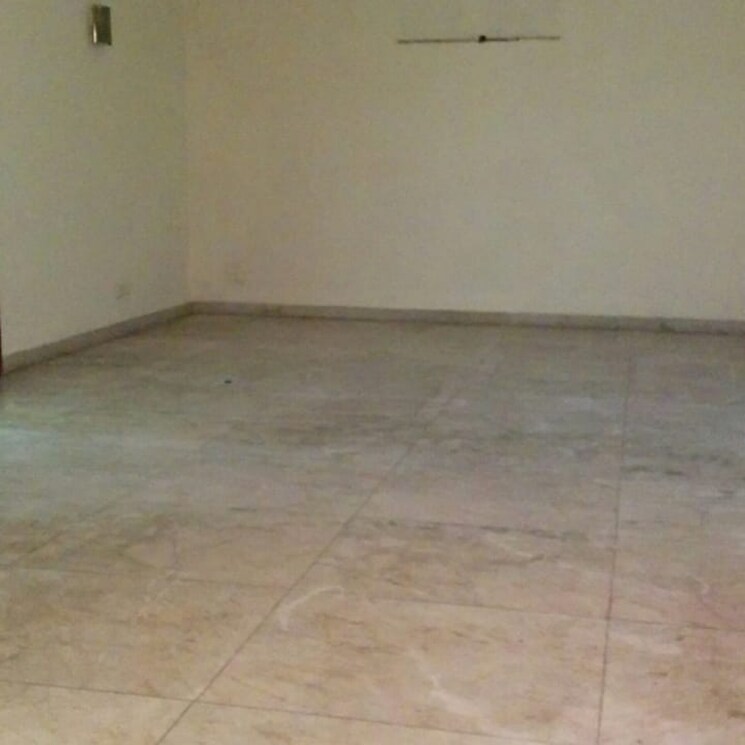 Room, rwa-apartments-sector-50 4 Bedroom 250 Sq.Yd. Independent House In Sector 50 Noida 8984529