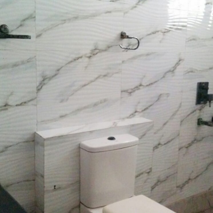 Bathroom, rwa-apartments-sector-50 4 Bedroom 250 Sq.Yd. Independent House In Sector 50 Noida 8984529