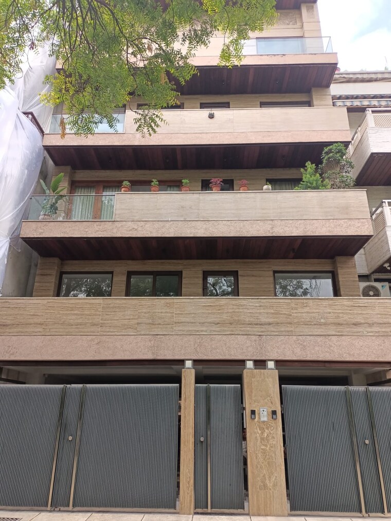 Exterior View, new friends colony 6 Bedroom 500 Sq.Yd. Independent House In New Friends Colony Delhi 8984527