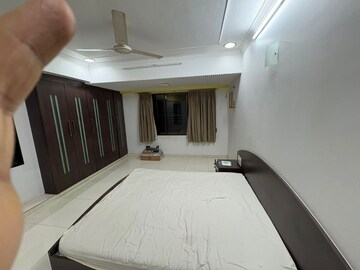 Master Bedroom in 3 BHK Apartment at Karwat Cottage, Ghatkopar East – for Rent
