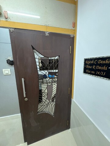  3 BHK Apartment at Karwat Cottage, Ghatkopar East – for Rent