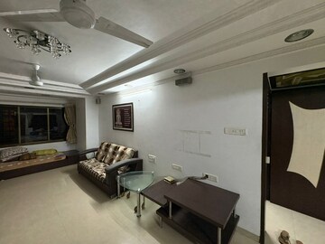 Living Room in 3 BHK Apartment at Karwat Cottage, Ghatkopar East – for Rent