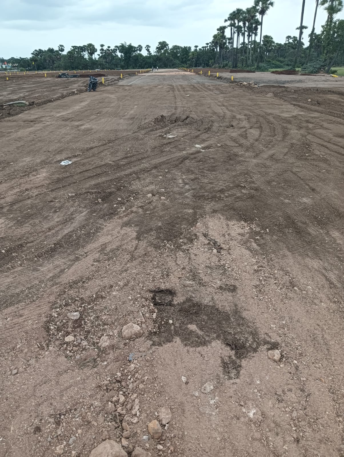 Plot For Sale in Bhavishaya Raga Chalivand