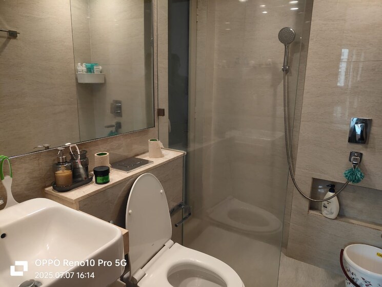 Bathroom, hiranandani-castle-rock 2 Bedroom 750 Sq.Ft. Apartment In Powai Mumbai 8984615