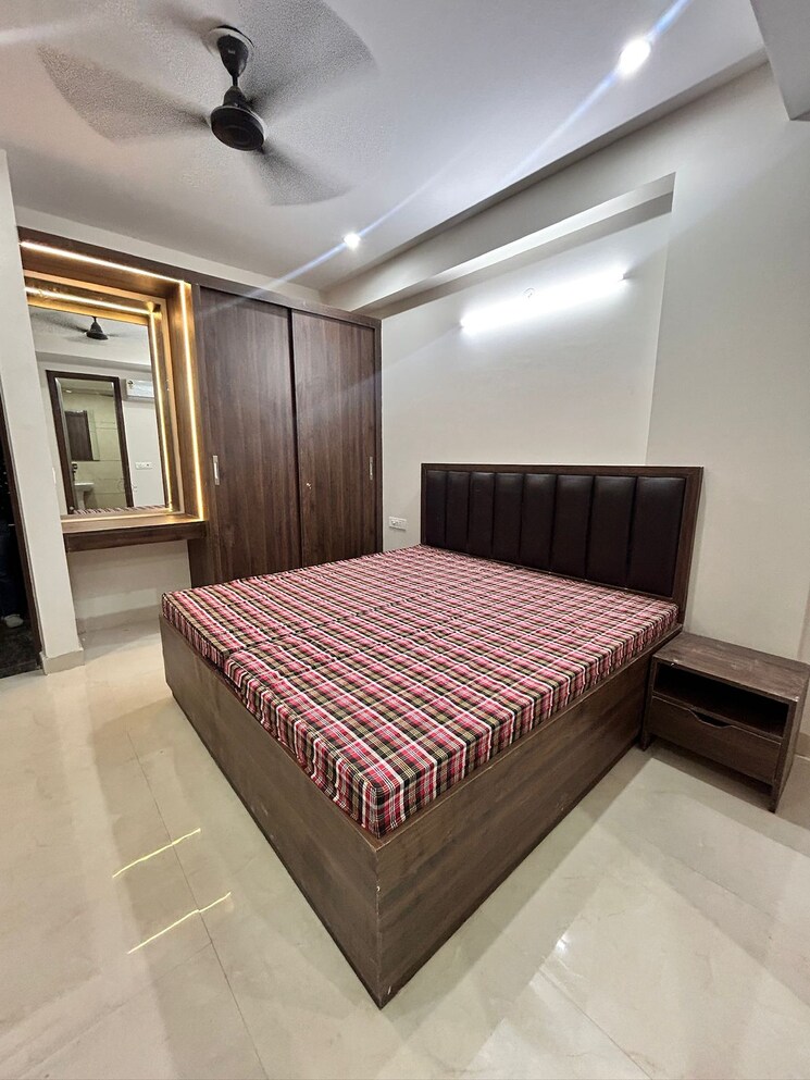 Bedroom, chisholm-apartments 1 RK 450 Sq.Ft. Builder Floor In Sector 24 Gurgaon 8984619