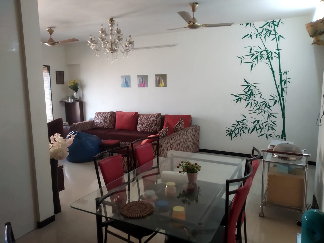 3 BHK 1525 Sq.Ft. Apartment in Meridian Apartment