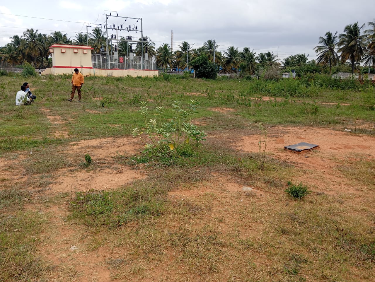 Plot For Sale in Land Parcel On Highway tu