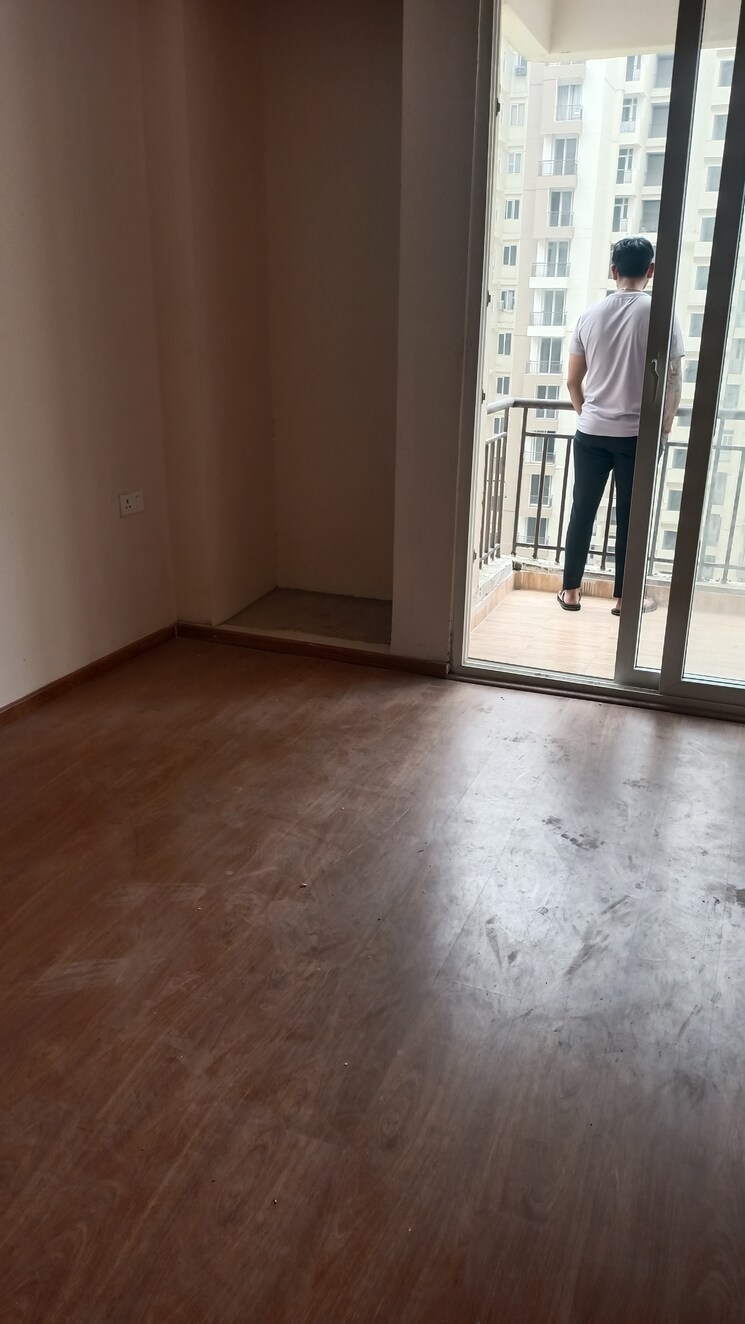 Room, amrapali-centurian-park-phase-ii 2.5 Bedroom 990 Sq.Ft. Apartment In Tech Zone 4 Greater Noida Greater Noida 8984662
