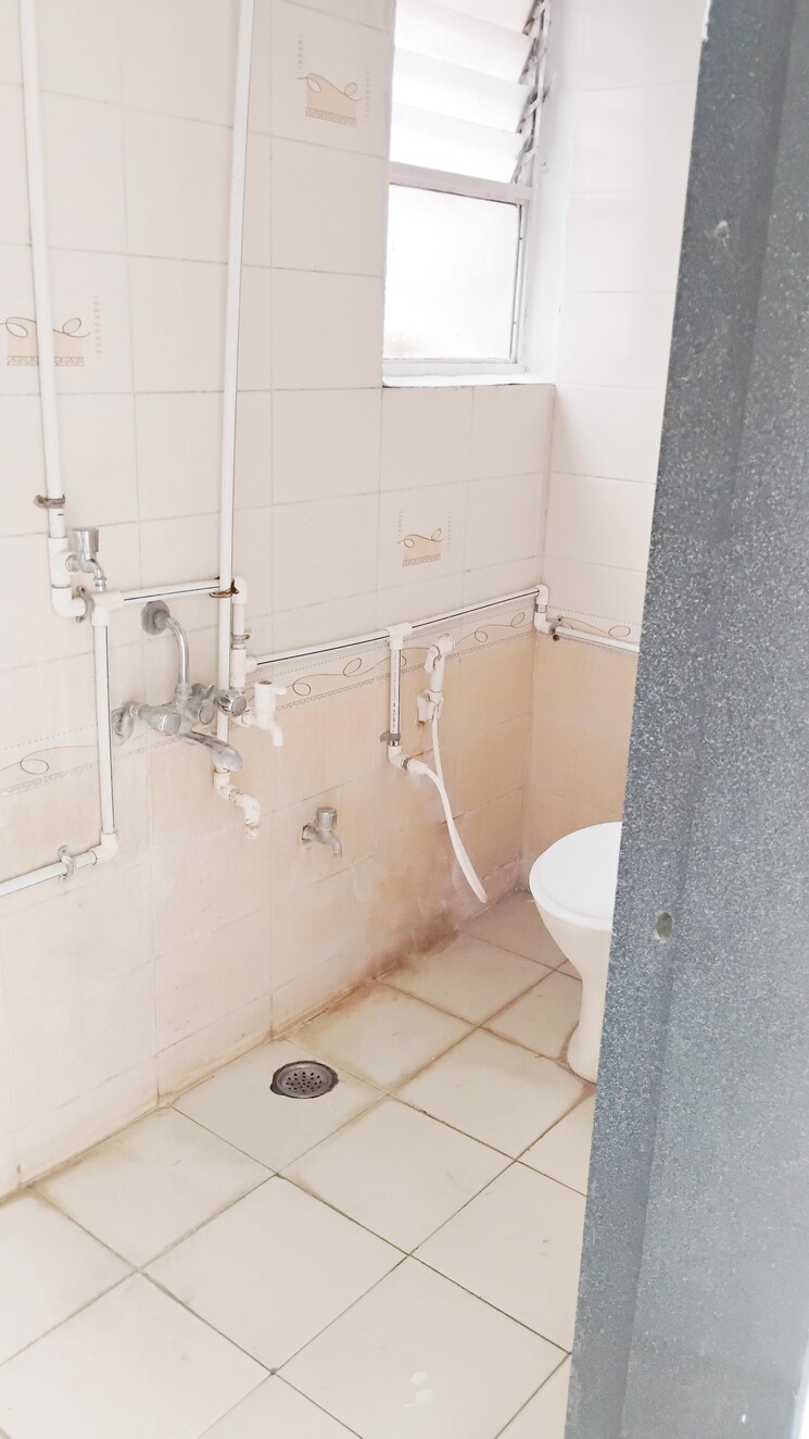 Bathroom, kharadi 2 Bedroom 900 Sq.Ft. Apartment In Kharadi Pune 8984674