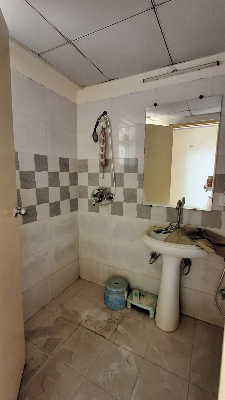Bathroom, patel-neotown 3 Bedroom 1315 Sq.Ft. Apartment In Tech Zone 4 Greater Noida Greater Noida 8984695