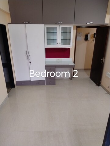 Room in 3 BHK Apartment at Chembur – for Rent