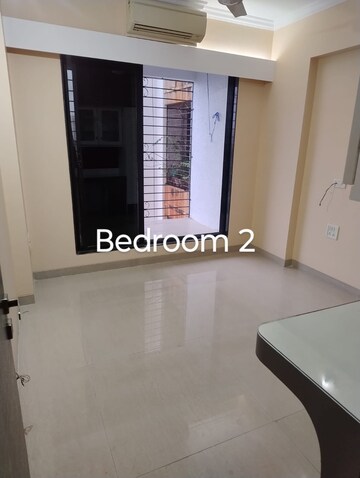 Room in 3 BHK Apartment at Chembur – for Rent
