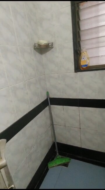 Furnished Amenities in 2 BHK Apartment at K Raheja Vihar, Powai – for Rent