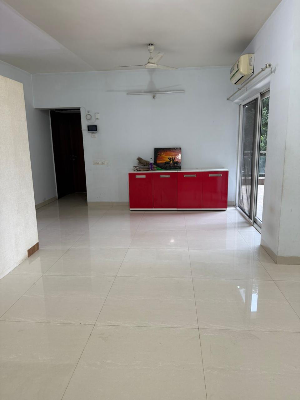 3 BHK + Study Room Apartment For Rent in Kumar Peninsula