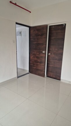 1 BHK Apartment For Sale in Lalani Grandeur