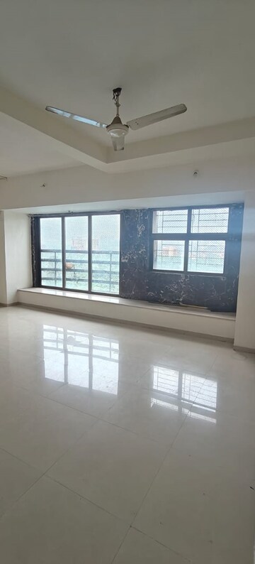 Bedroom in 3 BHK Apartment at Sufalam Apartment Chembur, Chembur – for Rent