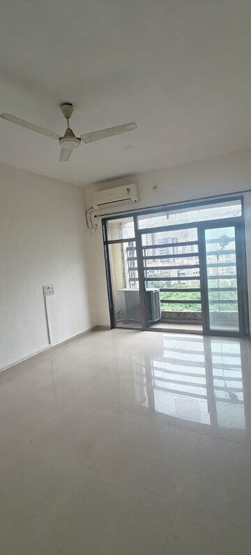 Living Room in 3 BHK Apartment at Sufalam Apartment Chembur, Chembur – for Rent