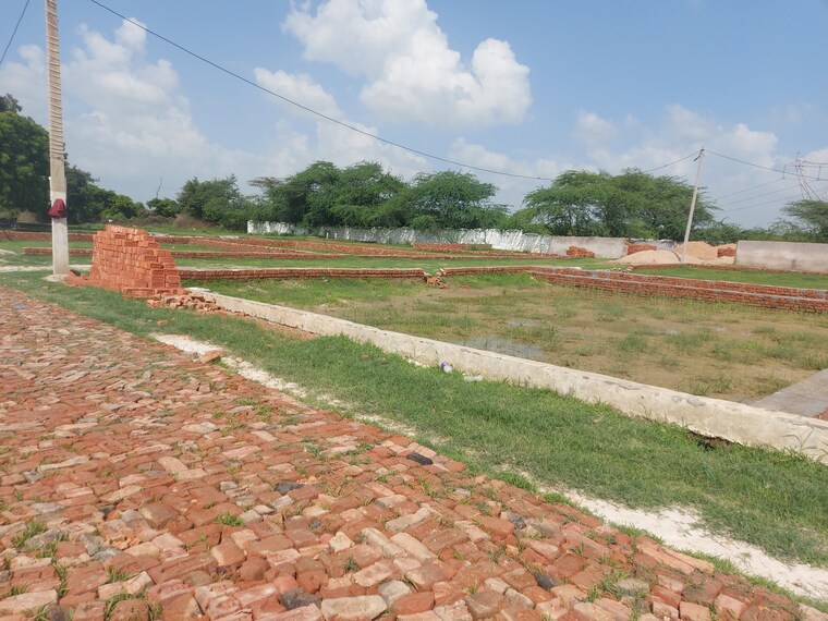 Garden, nilmatha  1500 Sq.Ft. Plot In Nilmatha Lucknow 8984784