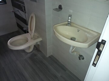 Bathroom in 3 BHK Apartment at Ganga Tower II, Chembur – for Rent