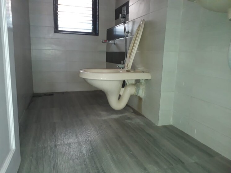 Bathroom, ganga-tower-ii 3 Bedroom 1560 Sq.Ft. Apartment In Chembur Mumbai 8984790